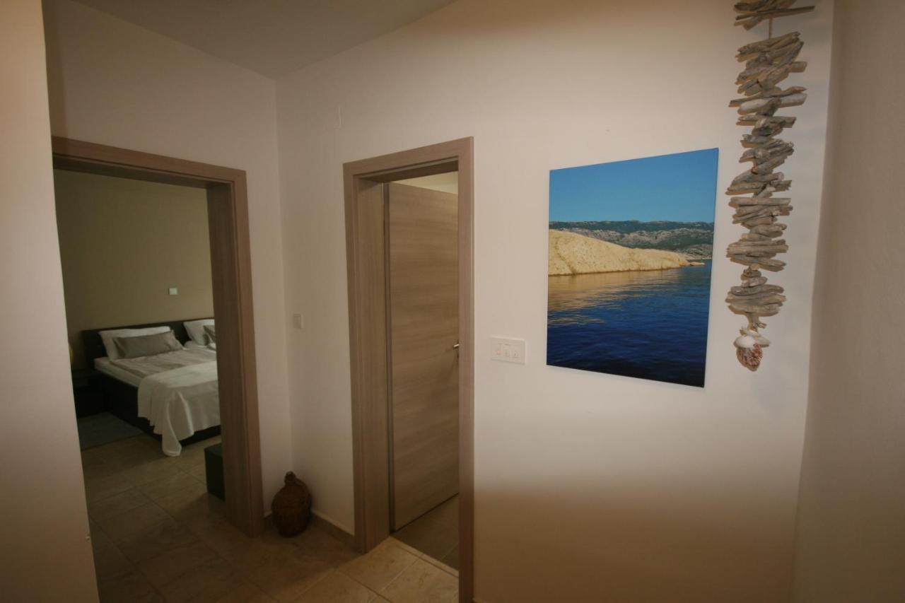 Apartments Suha Punta - Villa Babalonija Kampor Esterno foto